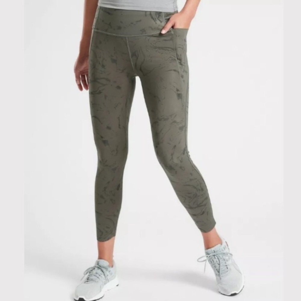 Athleta Velocity Stash Pocket Marble 7/8 Tight Small